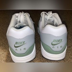 Nike Air Max One Premium Spiral Sage (9.5)